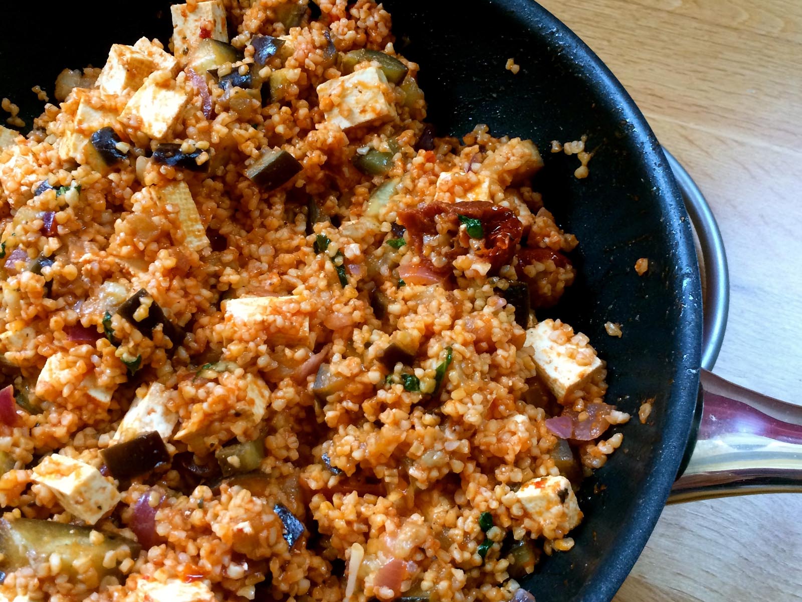 Bulgur s baklanom a tofu