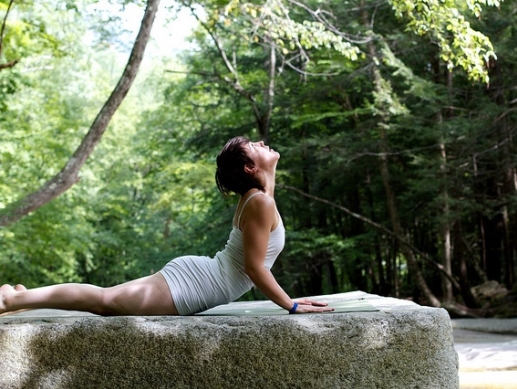 Bol vs asto chrbt? Tento problm vyriei pilates	